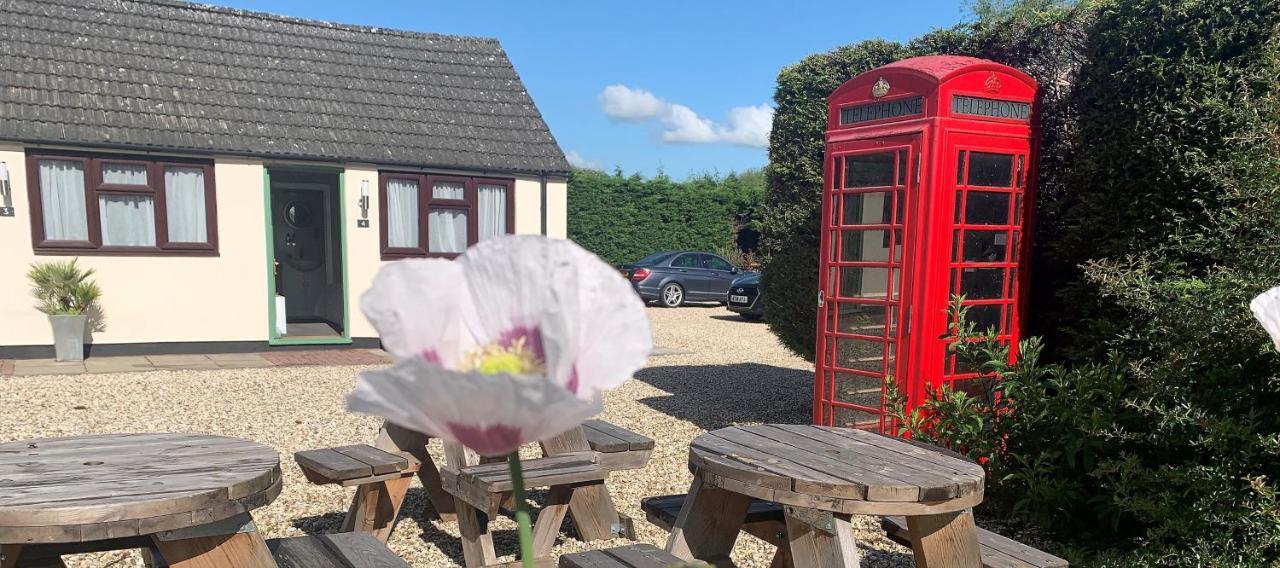 Bed and Breakfast Hope Orchard Cheltenham Esterno foto