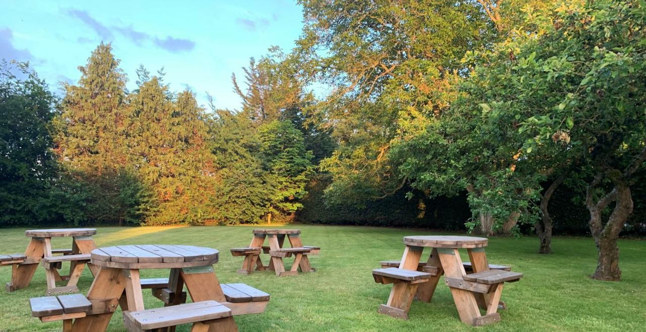 Bed and Breakfast Hope Orchard Cheltenham Esterno foto
